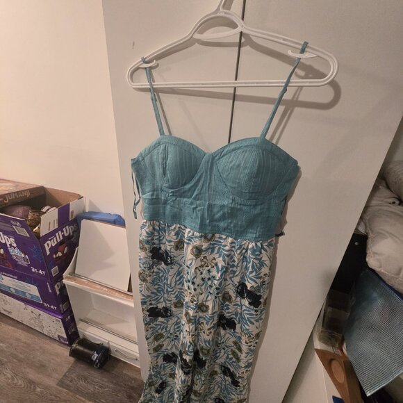 Blue floral jumpsuit - Picture 2 of 4